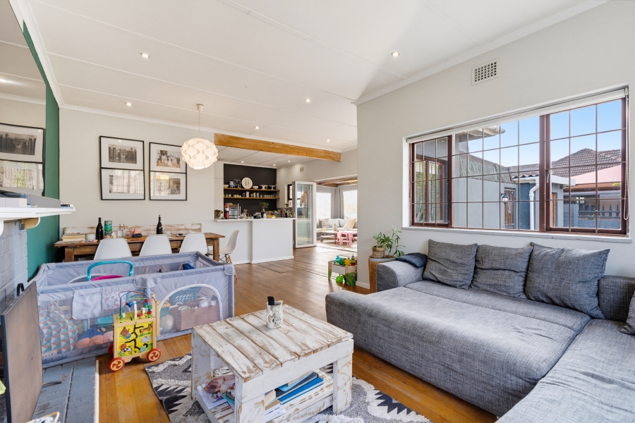 4 Bedroom Property for Sale in Thornton Western Cape